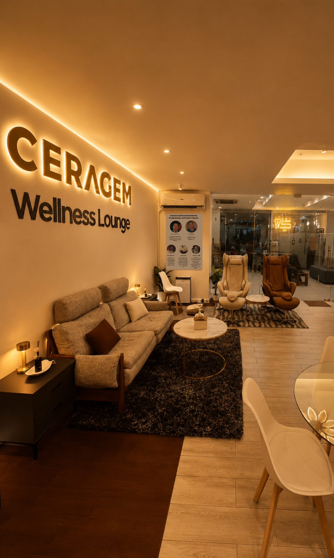 Lounge Atmosphere